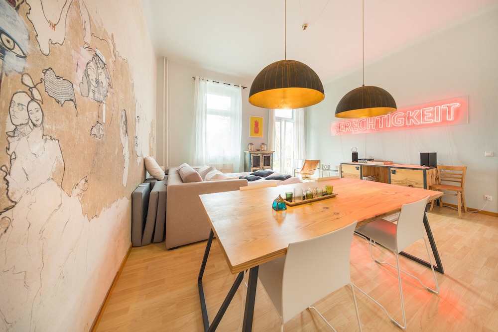 apartments in potsdam west