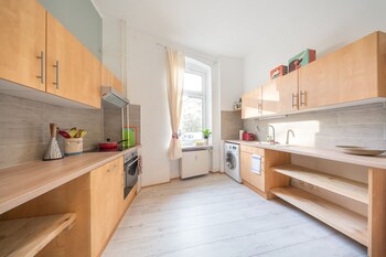 apartments in potsdam west