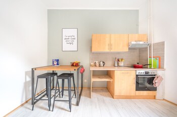 apartments in potsdam west