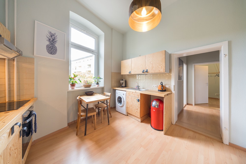 apartments in potsdam west