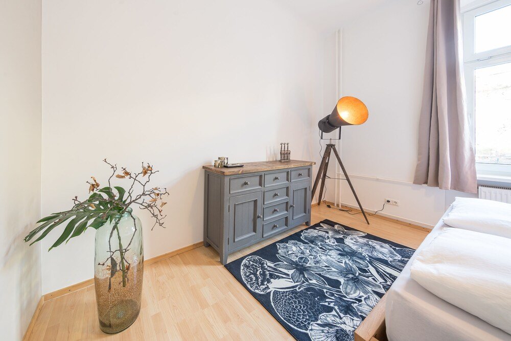 apartments in potsdam west