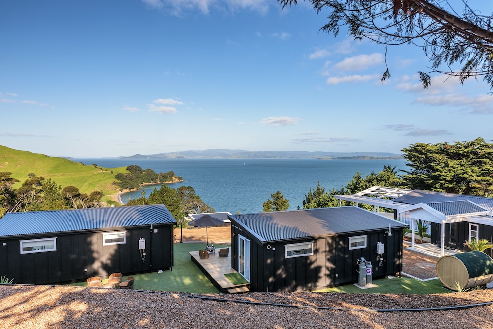 woodside bay chalets