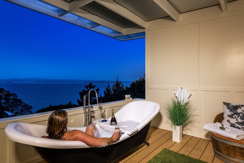 woodside bay chalets