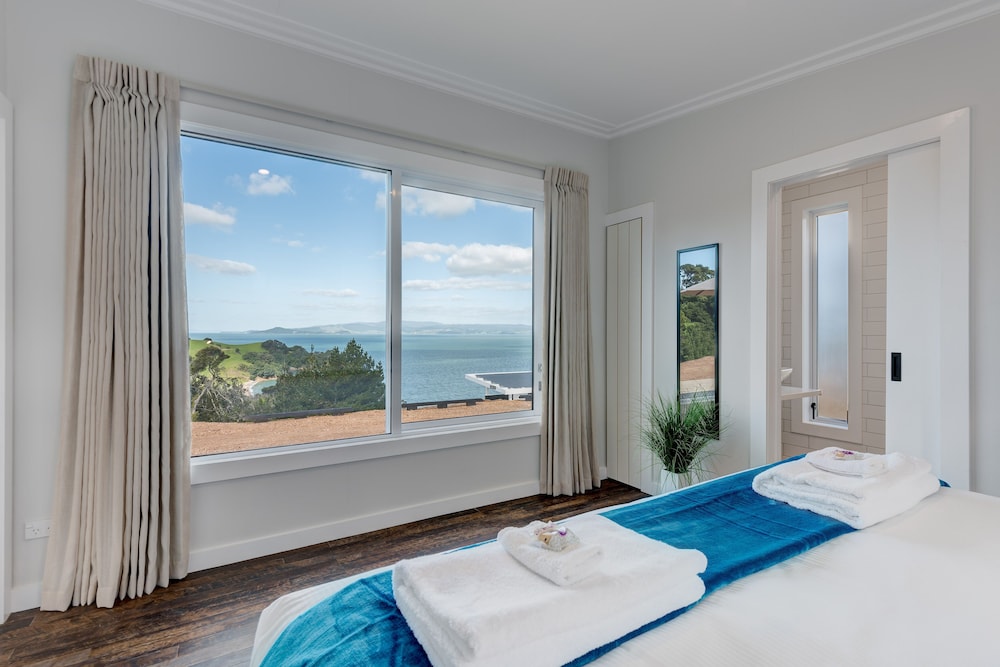 woodside bay chalets