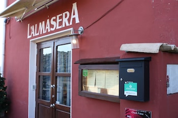 lalmassera casa rural and restaurant