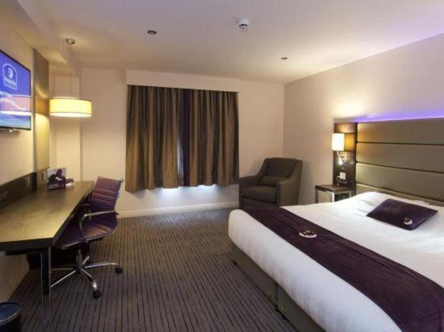 premier inn fleet
