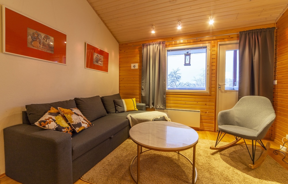 kuukkeli apartments suite