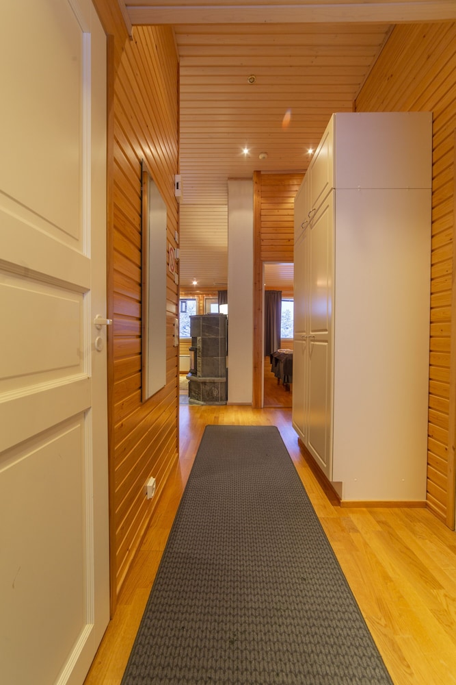 kuukkeli apartments suite