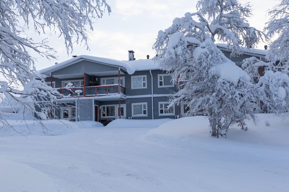 kuukkeli apartments suite