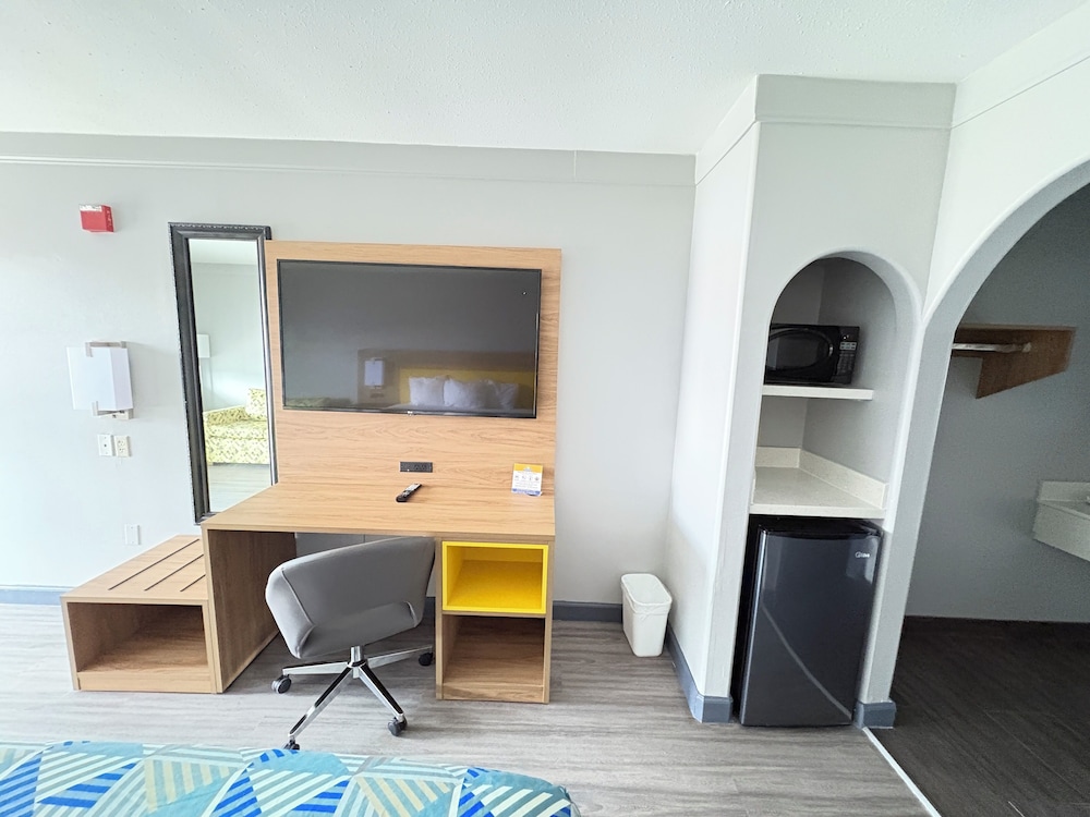 days inn by wyndham gonzales