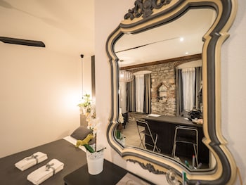 camaella luxury studio