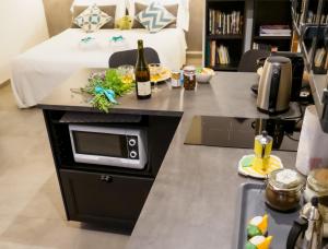 camaella luxury studio