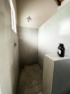 24 degrees self catering