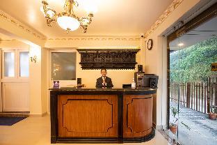 hotel himalayan glacier