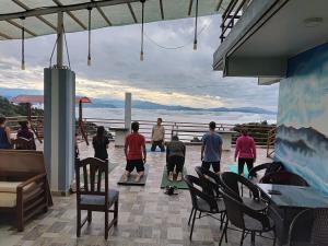 hotel himalayan glacier