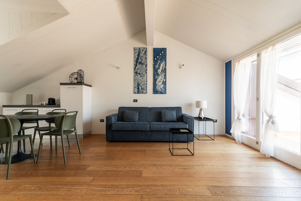 easyhomes brera luxury suites