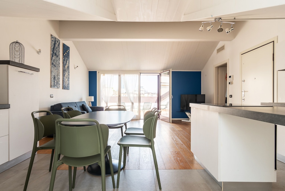 easyhomes brera luxury suites