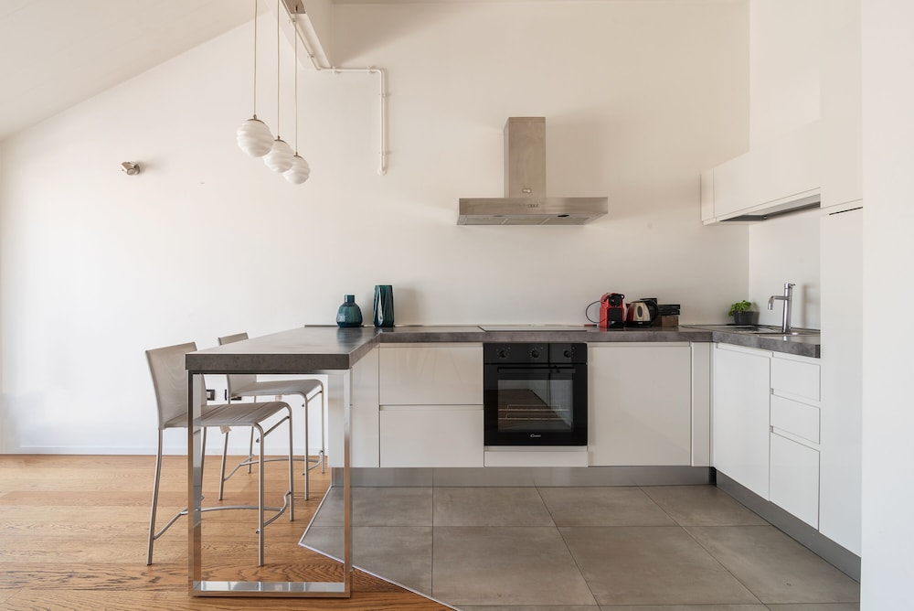 easyhomes brera luxury suites