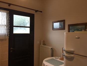 genari beach apartments