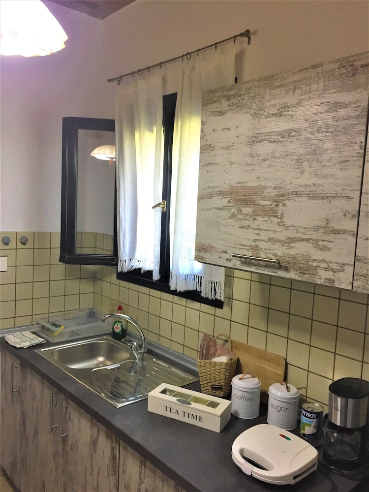 genari beach apartments