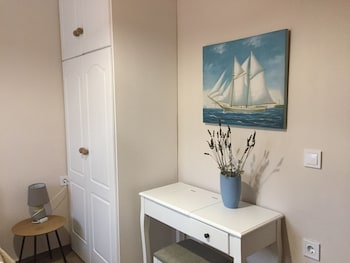 genari beach apartments