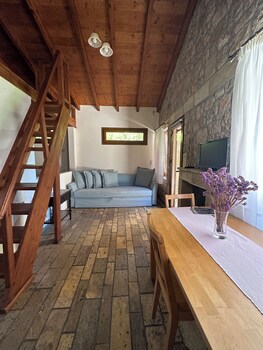 genari beach apartments