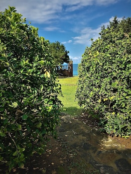 genari beach apartments