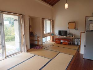 nakijin