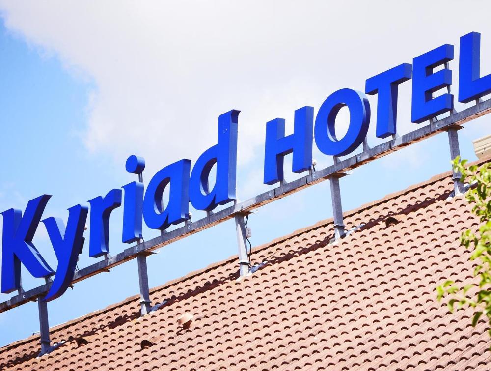 kyriad hotel sadurengas paser