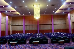 kyriad hotel sadurengas paser