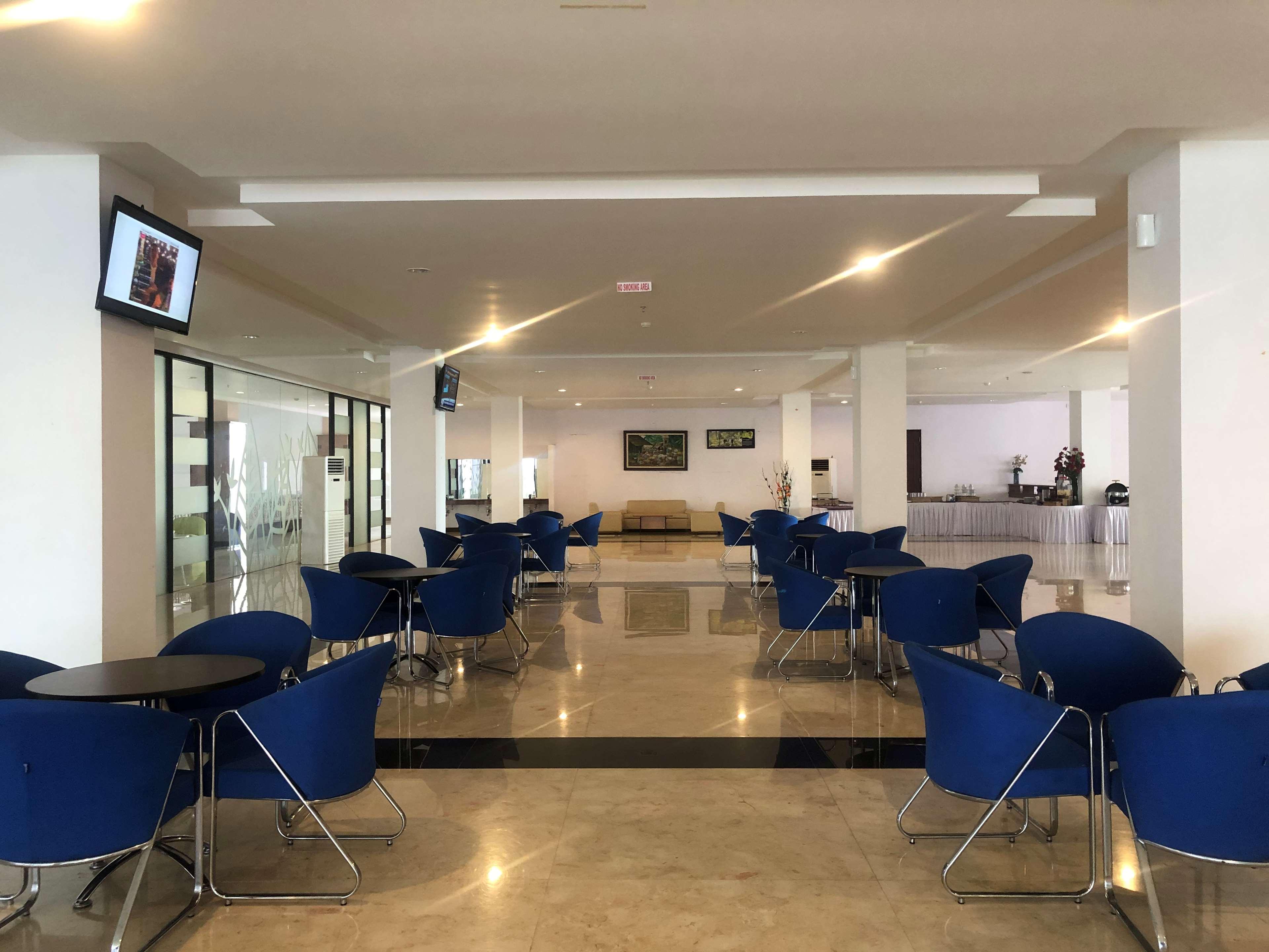 kyriad hotel sadurengas paser