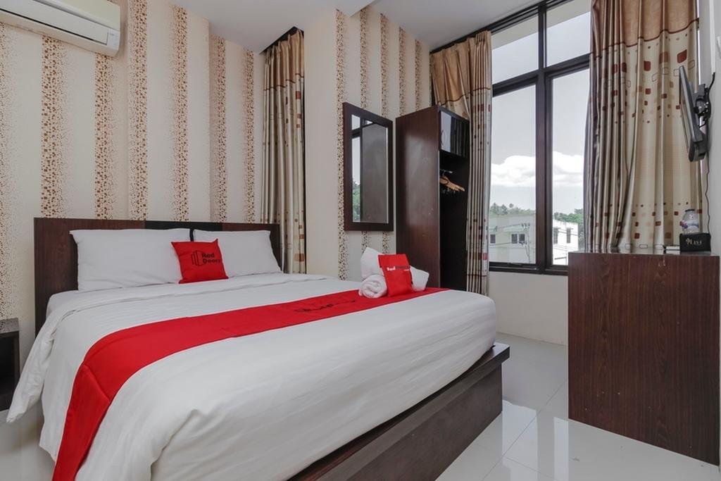 reddoorz plus paal 2 manado