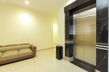 reddoorz plus paal 2 manado
