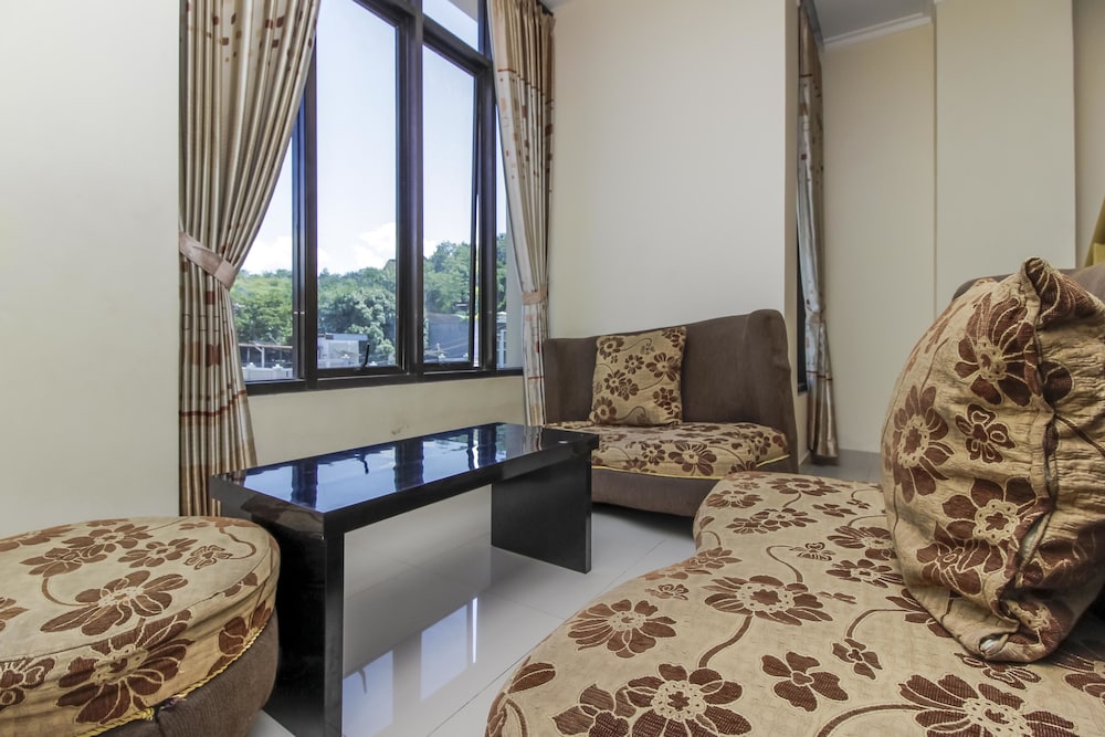 reddoorz plus paal 2 manado