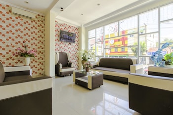 reddoorz plus paal 2 manado