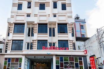 reddoorz plus paal 2 manado