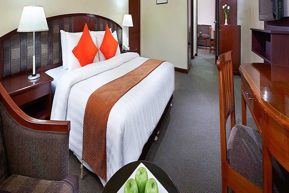 suva hotel