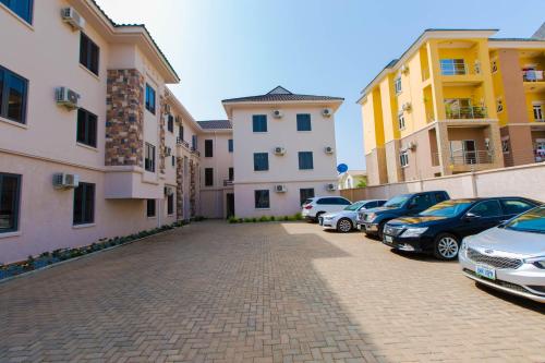 tennys place apartments