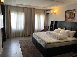 tennys place apartments