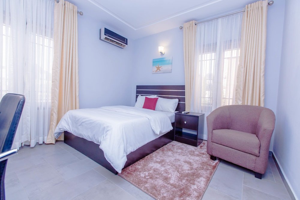 tennys place apartments