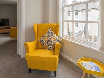 Hamilton House Holiday Apartments,Castlewellan>>Ballynahinch,0 star