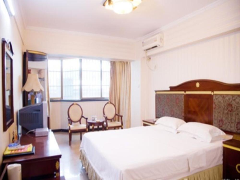 nanning gold red forest hotel