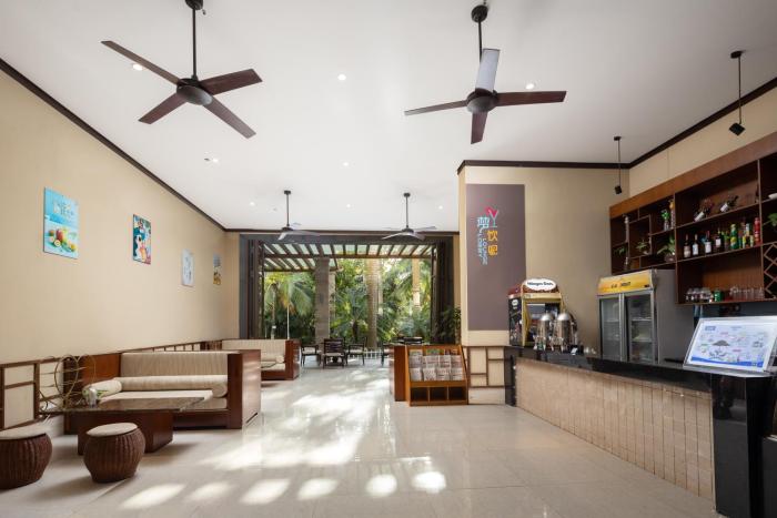 sanya seacube holiday hotel