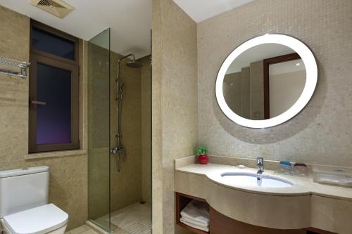 sanya seacube holiday hotel