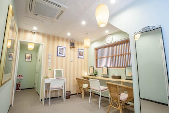 akasaka no sato caters to women hostel