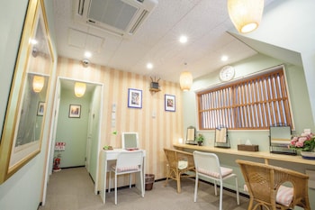 akasaka no sato caters to women hostel