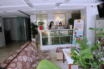 nam trung hotel