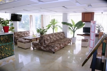 nam trung hotel