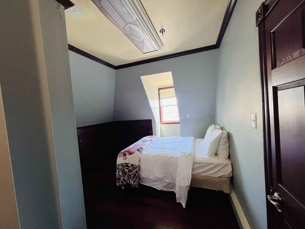 harbourview inn and suites