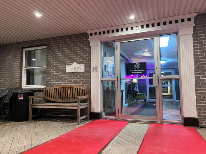 harbourview inn and suites